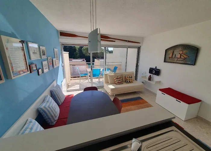 Sea Side Apartman